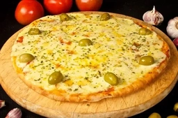 Portada del plato 'Pizza Muzzarella'