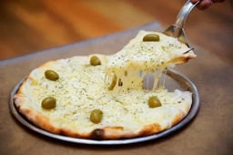 Portada del plato 'Pizza Muzzarella'