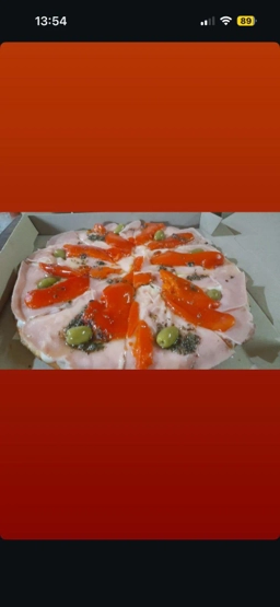 Portada del plato 'Pizza Jamon y Morron'